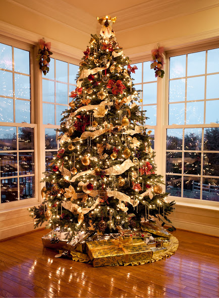 How To Decorate Christmas Tree Professionally Steps Styleglow