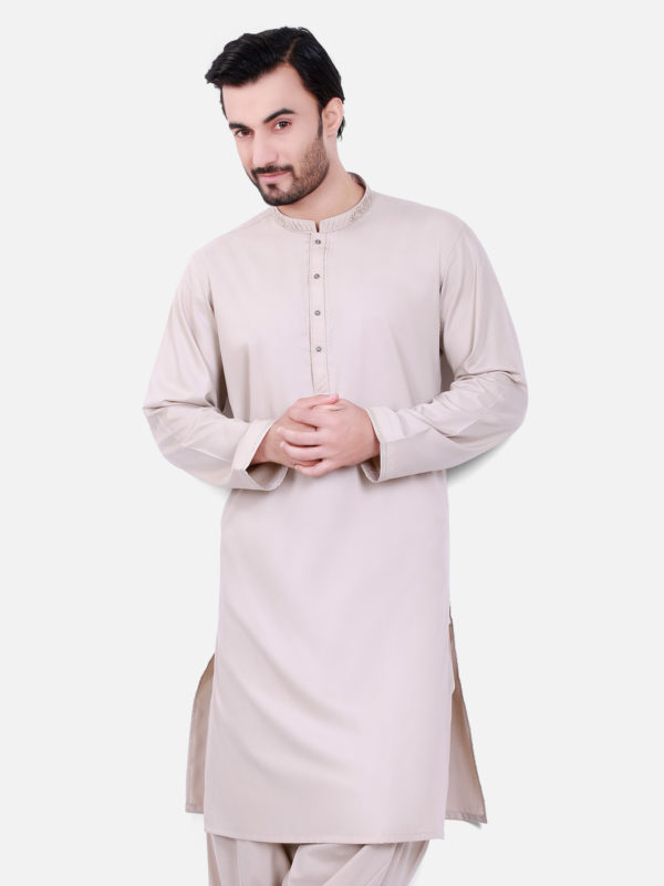 Edenrobe Shalwar Kameez Designs 2022 In Pakistan