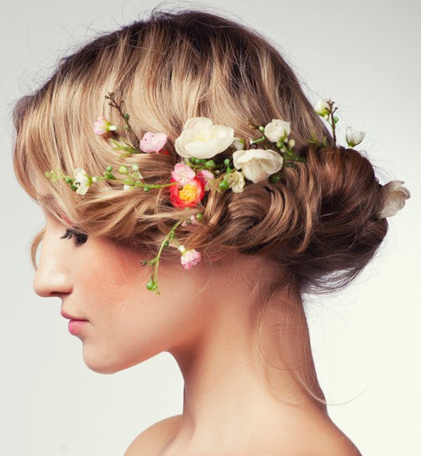 most popular wedding hairstyle 2020