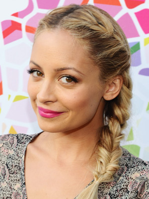 4 Stylish & Easy Everyday Braids for Girls to Look Gorgeous all the Year