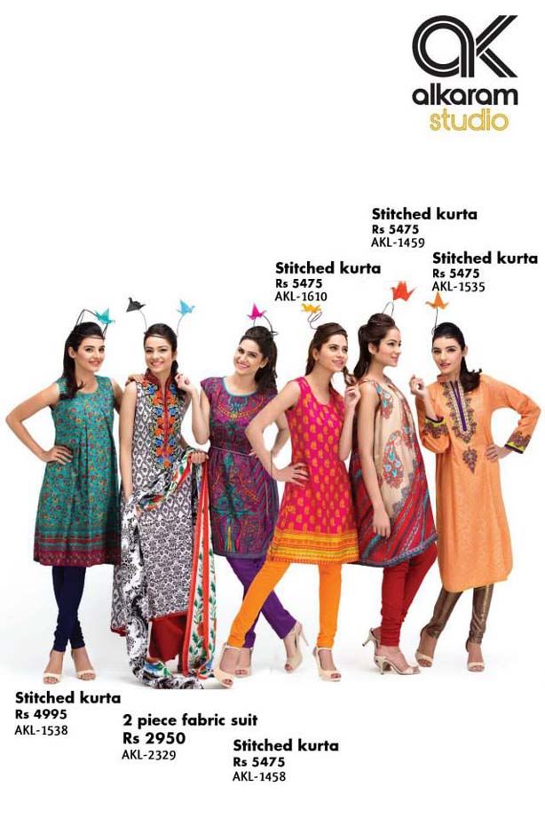 Stylish Kurta Designs for Girls for This Season-Kurta Collections