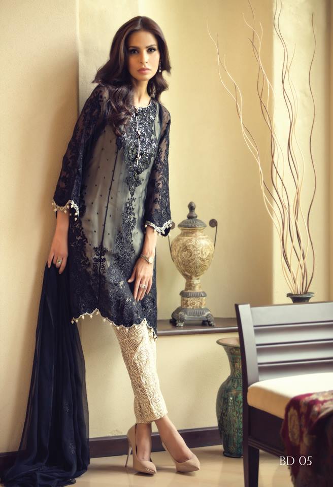 Latest Pakistani Party Dresses 2021 ...