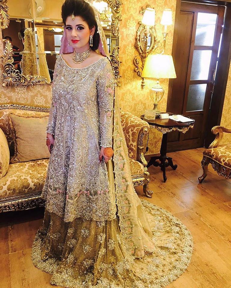 Latest pakistani formal dresses 2019