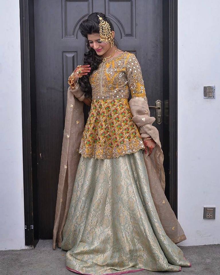 Pakistani Bridal Dresses For Mehndi