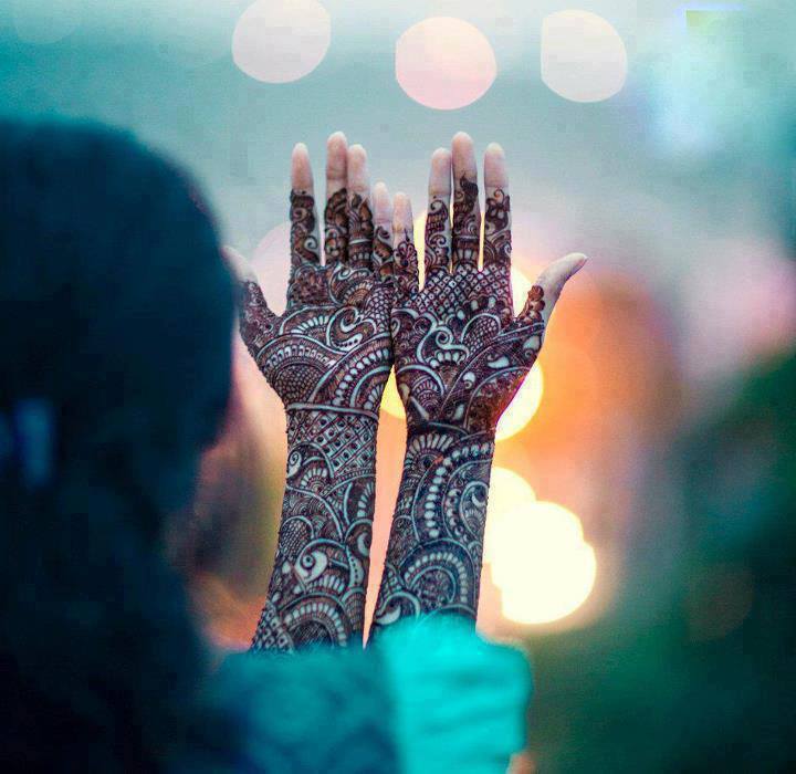 Barat Day Bridal Mehendi Designs