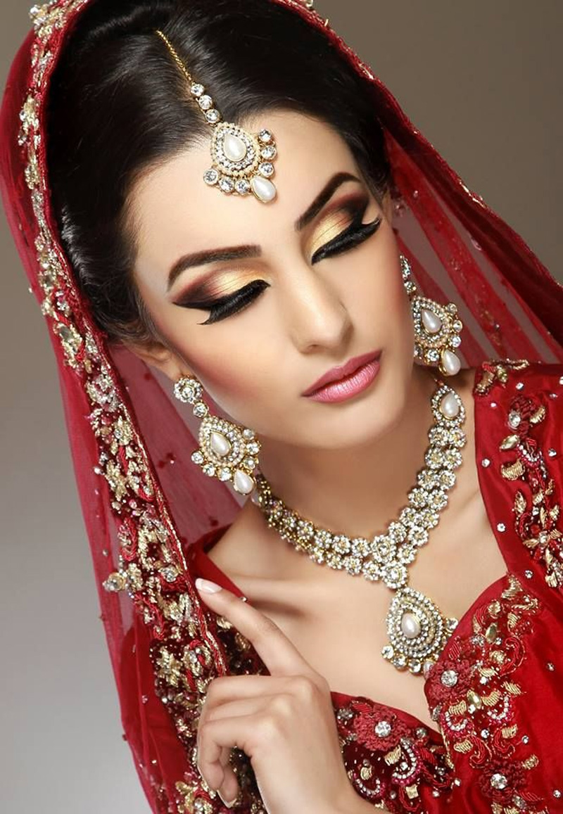 Pakistani Bridal Makeup for Wedding 2020 - StyleGlow.com