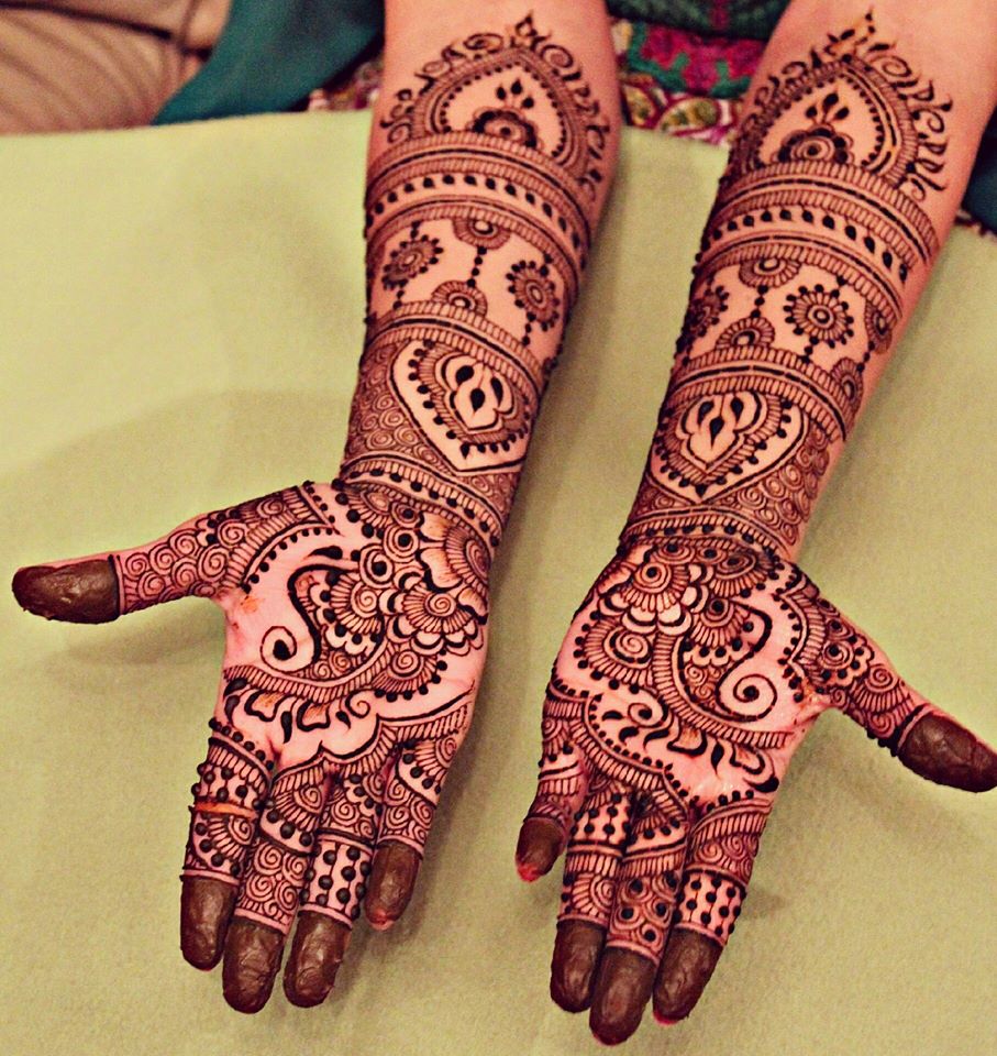 Full Hand Elegant Design