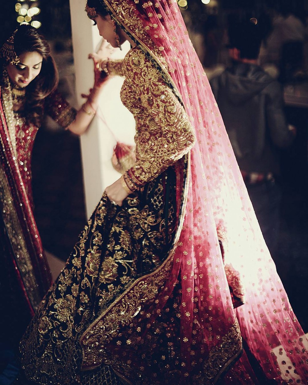 Best Bridal  Dresses  Color  Combination  in Pakistan 2019 