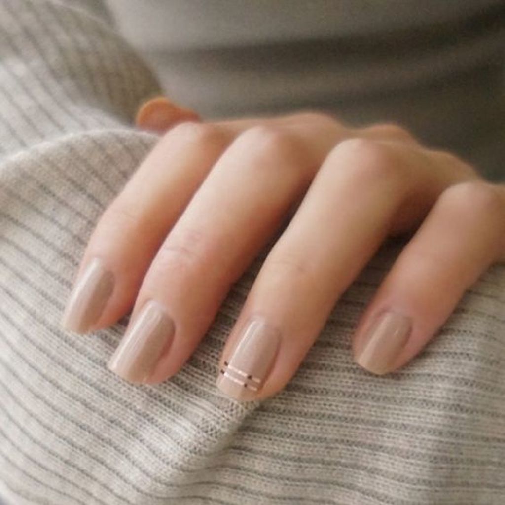 Light Naked Nail Color