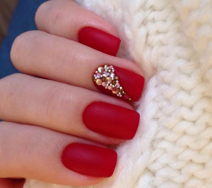 Red Prom Nail Design