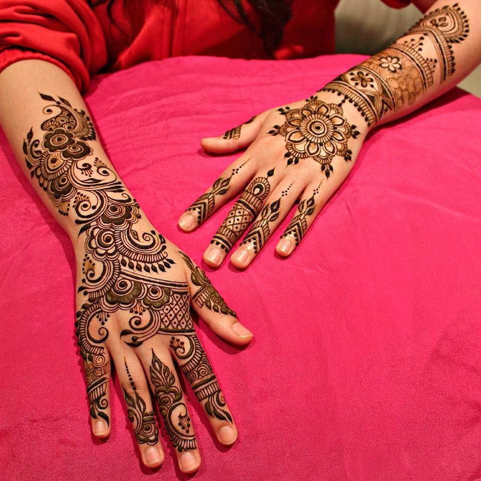 Stylish Mehendi Design