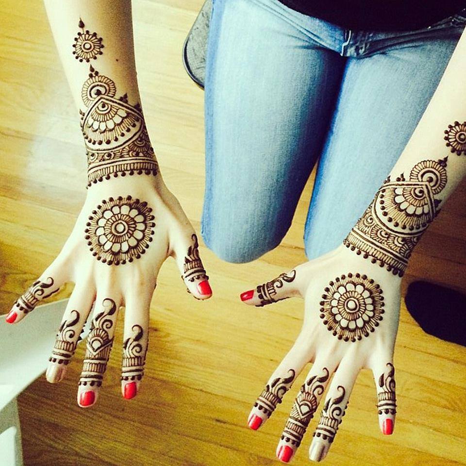 Top Arabic Eid Mehendi Design