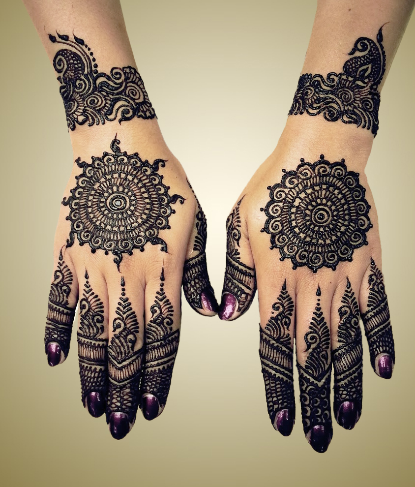 Waleema Day Dark Mehendi Design