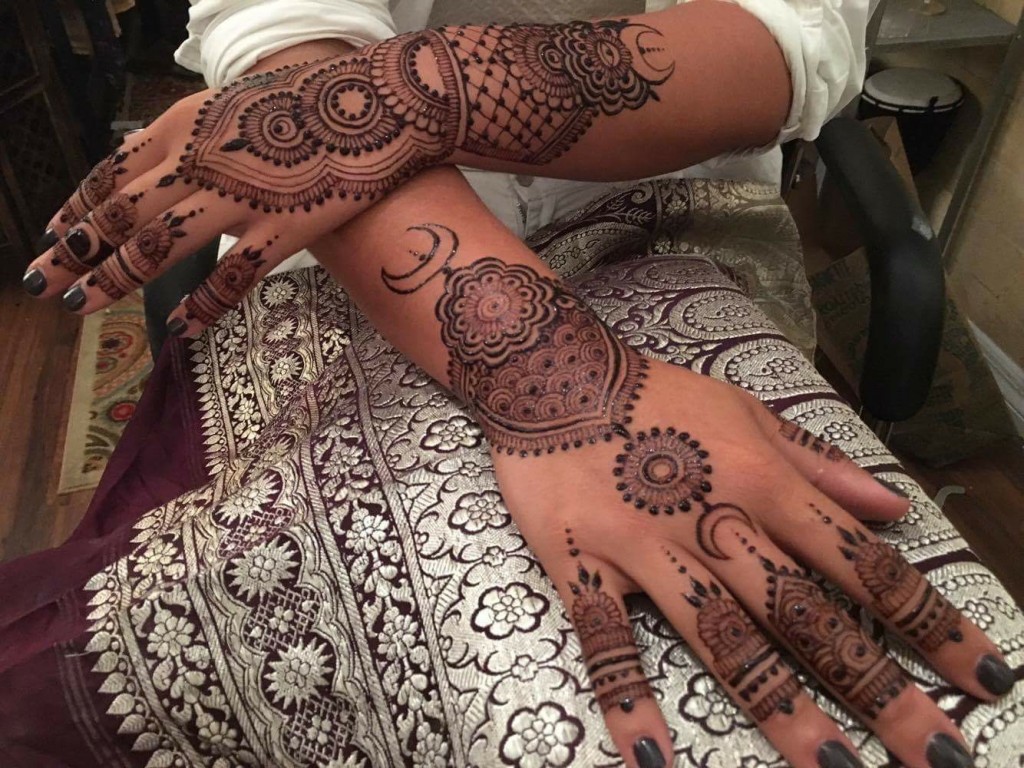 Eid Black Mehndi Pattern