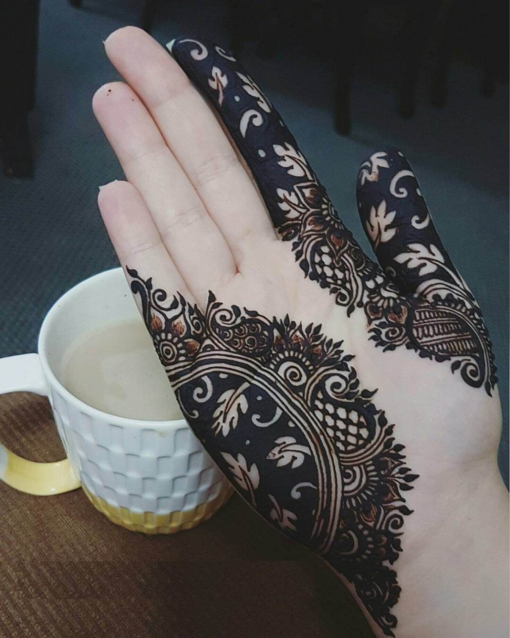 Latest Eid Mehndi Design Collection 2020 for Girls Latest Eid Mehndi Design Collection 2020 for Girls