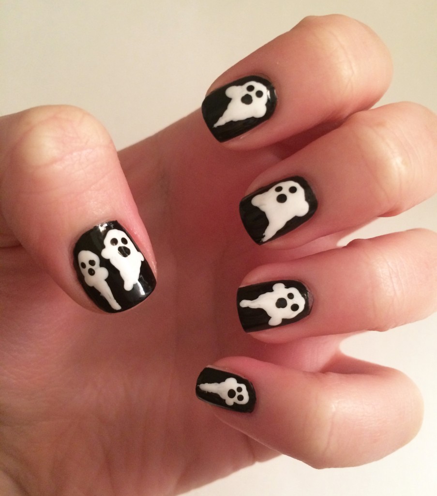 Scary Ghost Nail Halloween