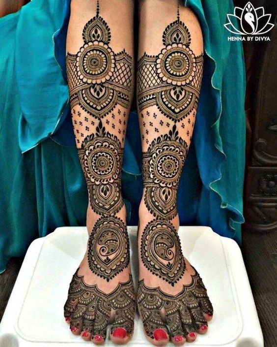 EID Mehndi designs Leg