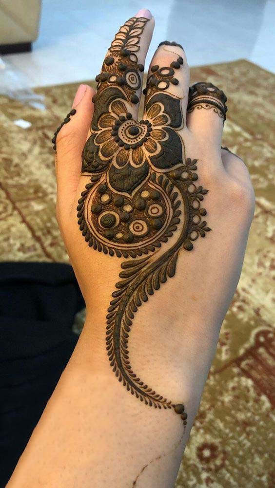 beautiful mehndi design