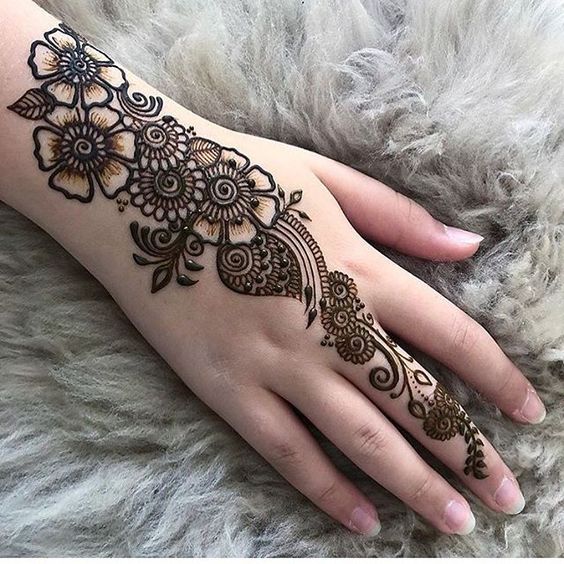 modern EID mehndi new